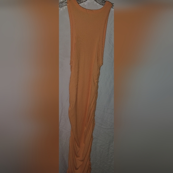 Stretchy Dress - Picture 2 of 4